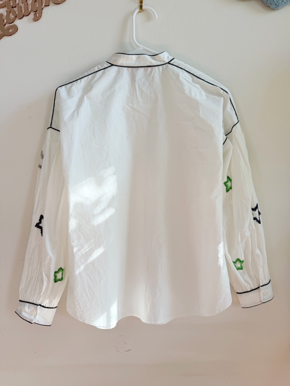 Vilagallo Fabiana Bead Stars Sleeve Blouse - Picture 2 of 7